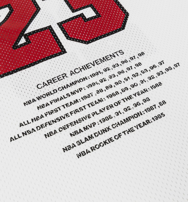 Nike Bulls Jordan Awards Jersey White Red HF9375 100 Essentials Men’s Size S-XXL gallery
