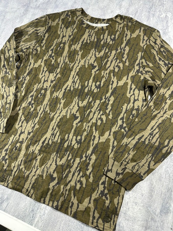 Mossy Oak Bottom Lands Camouflage Long Sleeve Shirt gallery