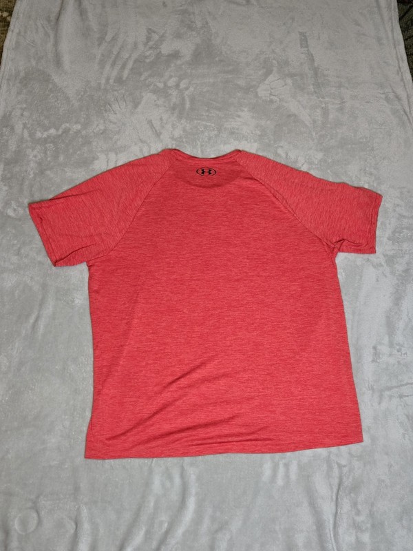 Under Armour Men's The Tech Tee Short Sleeve T-Shirt, Men's XL, Heathered Red gallery