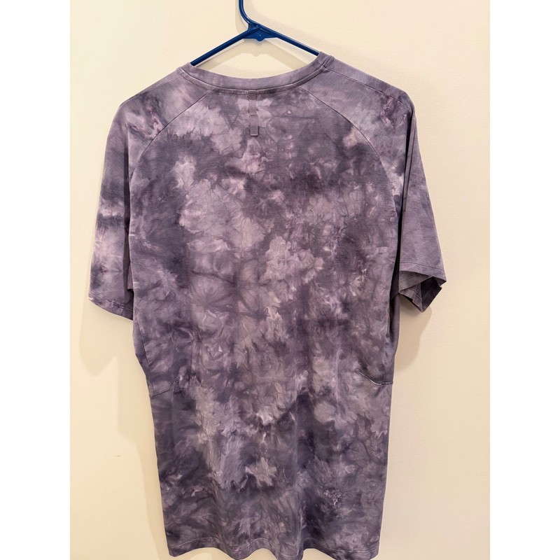 Large Lululemon Men's "Always Agile" Short Sleeve Shirt Purple gallery