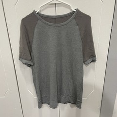Lululemon Grey Two Toned Short Sleeve Size Medium