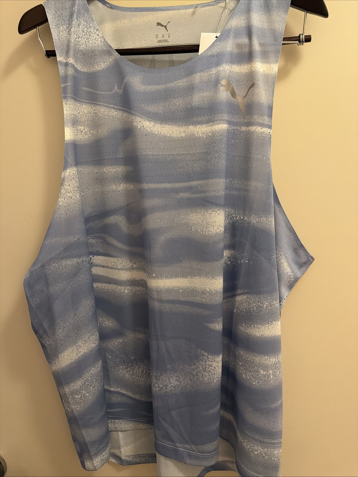 Puma Race day Ultra Span Running Tank Size XL NWT$70 gallery