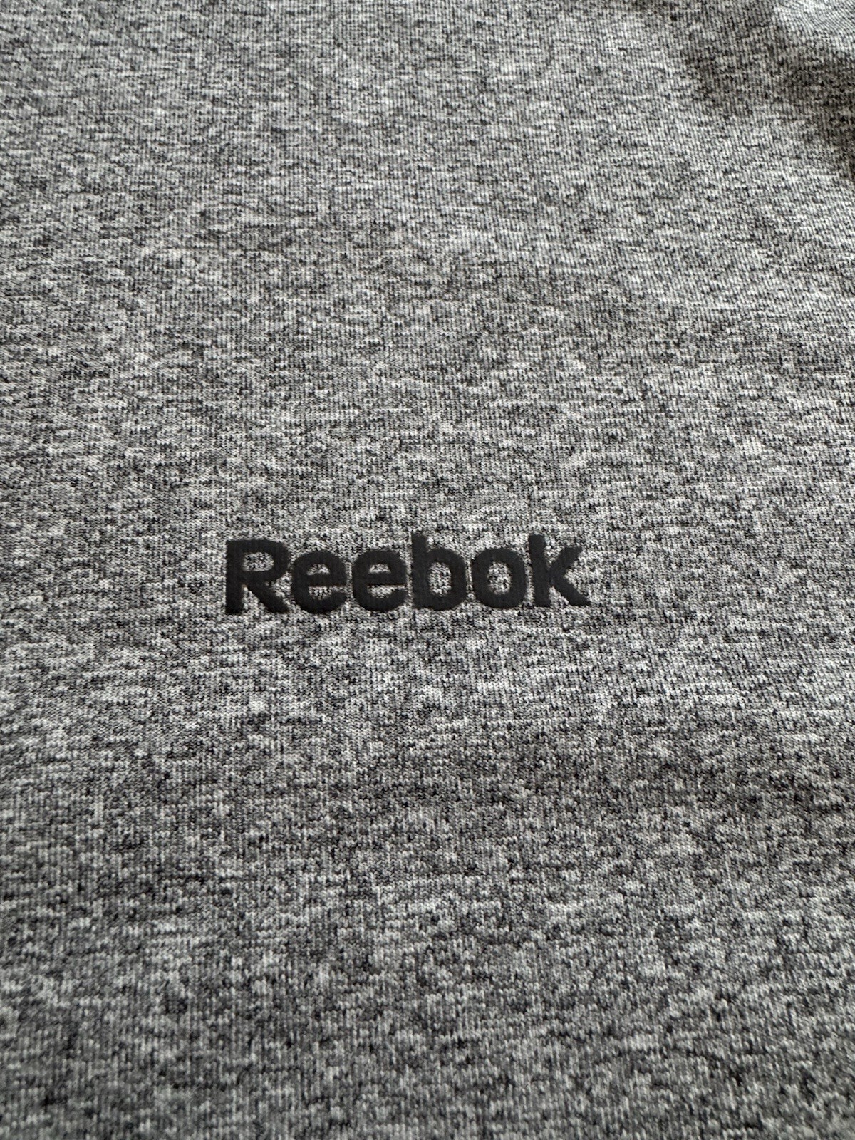 Reebok PLAYDRY Men's XL Gray Crew Neck Long Sleeve Activewear T-Shirt Polyester gallery