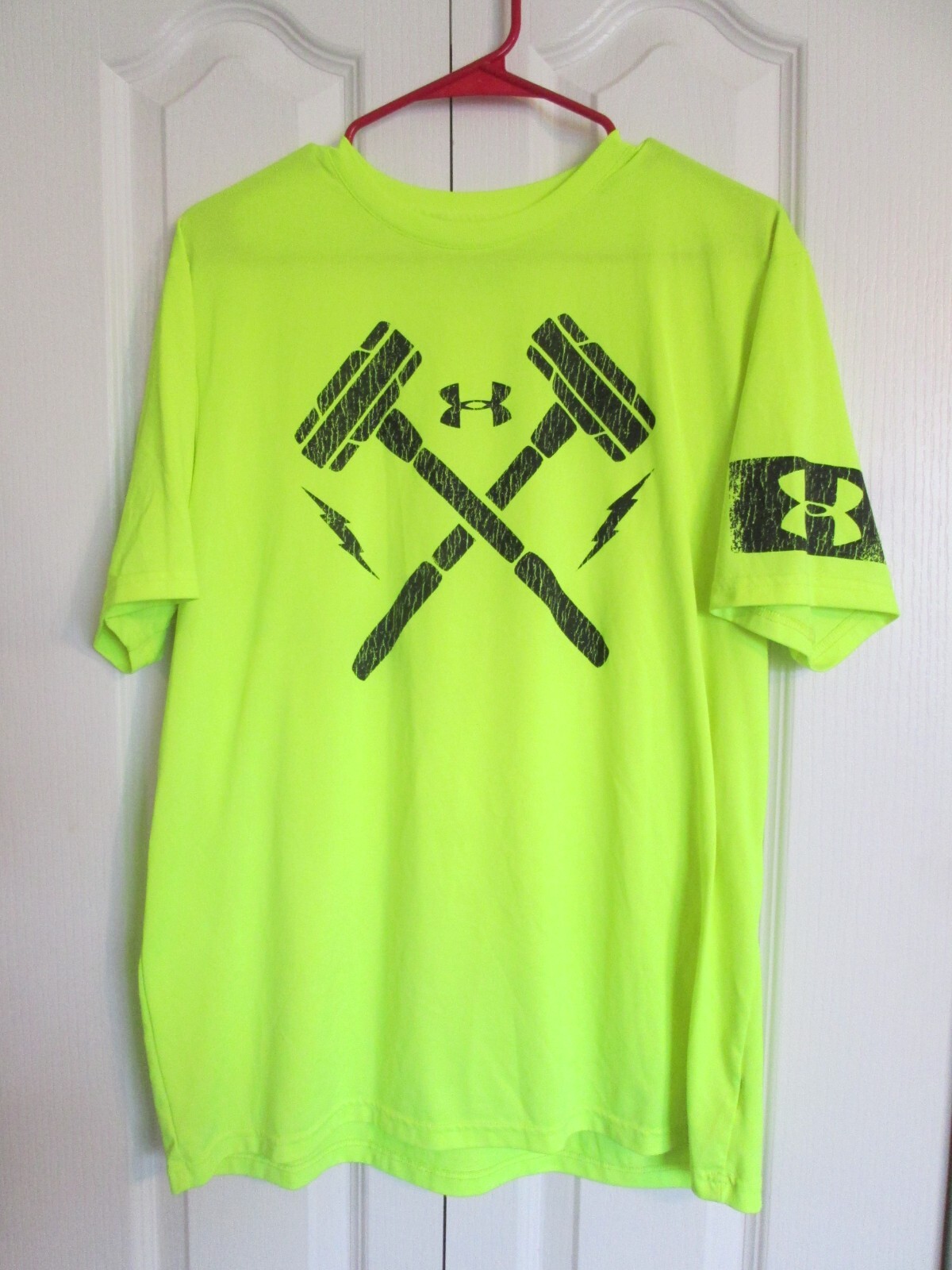 Under Armour Combine HeatGear Loose Fit Running Training Shirt Men's L Neon gallery