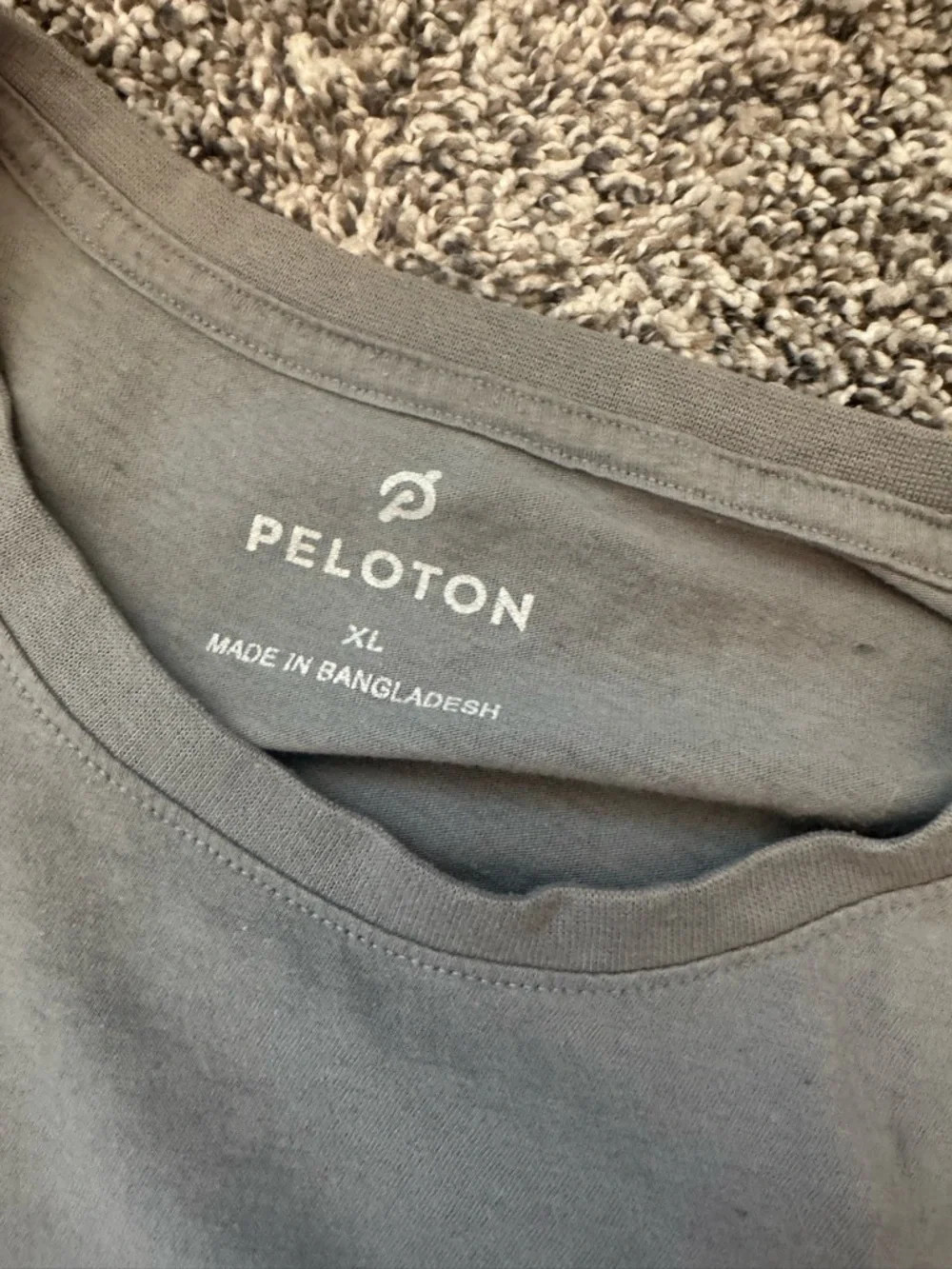 Peloton Men's Workout Tee Shirt Short Sleeve Gray with Blue and Yellow Logo XL gallery