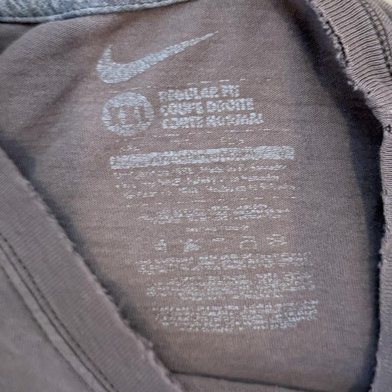 Nike Regular Fit Distressed Light Brown Classic Tee Men’s Size XXL Skater Grunge gallery