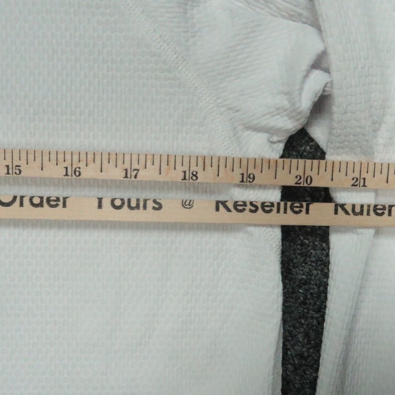 Reigning Champ Pullover Men Medium White Quarter Zip Textured Performance gallery