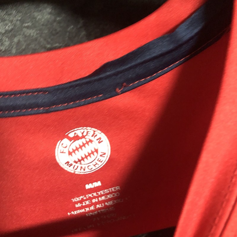 FC Bayern Munich Football/Soccer Club Training Tee Men's Size Medium Polyester gallery
