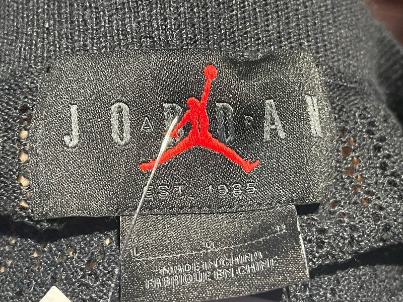 $100 Nike Men L Air Jordan Knit Jersey Top Off-Noir Dark Smoke Gray HQ0766-045 gallery