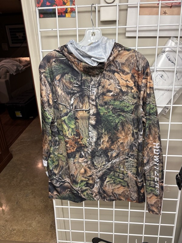 Howitzer Clothing Mens Battle Performance Jersey/Hoodie T-Large Camo Amazing gallery