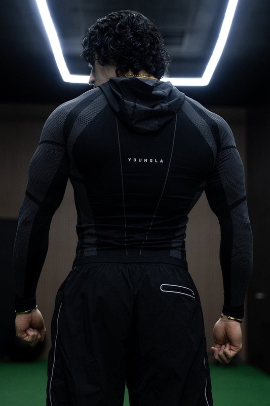 YOUNGLA (SOLD OUT) - 8061 - APEX COMPRESSION ZIP-UPS - BLACK - XXLARGE gallery