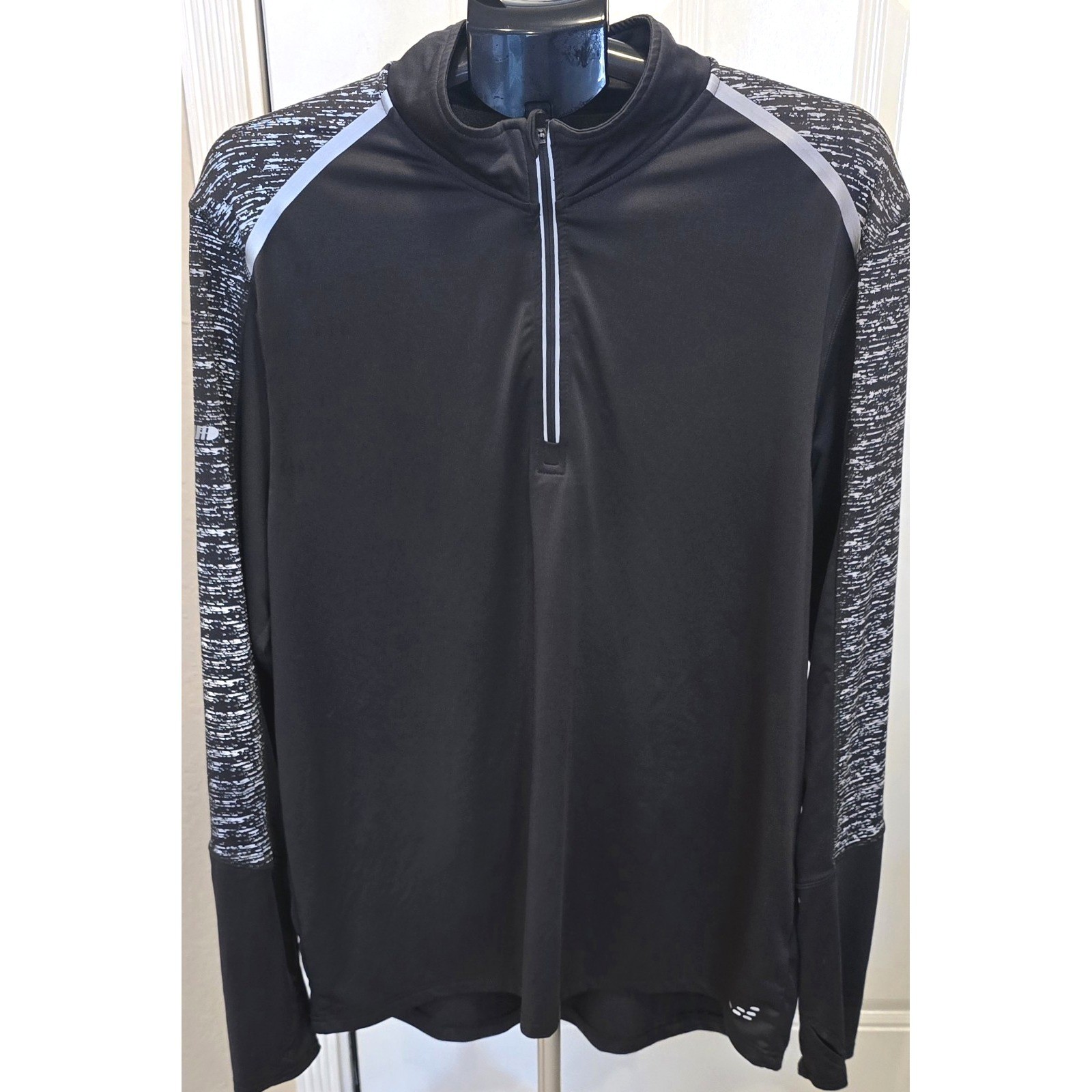 Men's Large Black Reflective Quarter Zip Shirt by BioViz Long Sleeve Thumb Holes gallery