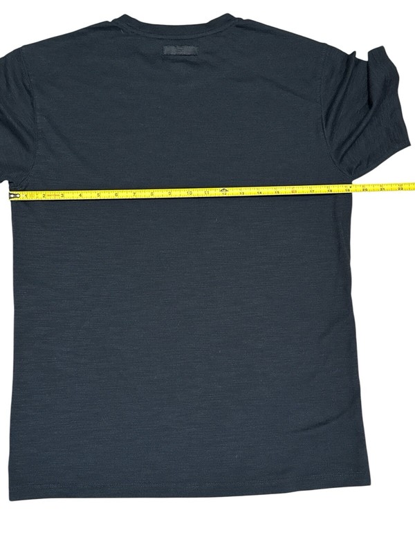 Fabletics The Front Row Graphic Logo T-Shirt Men's Size M 85%Polyester15%Cotton gallery