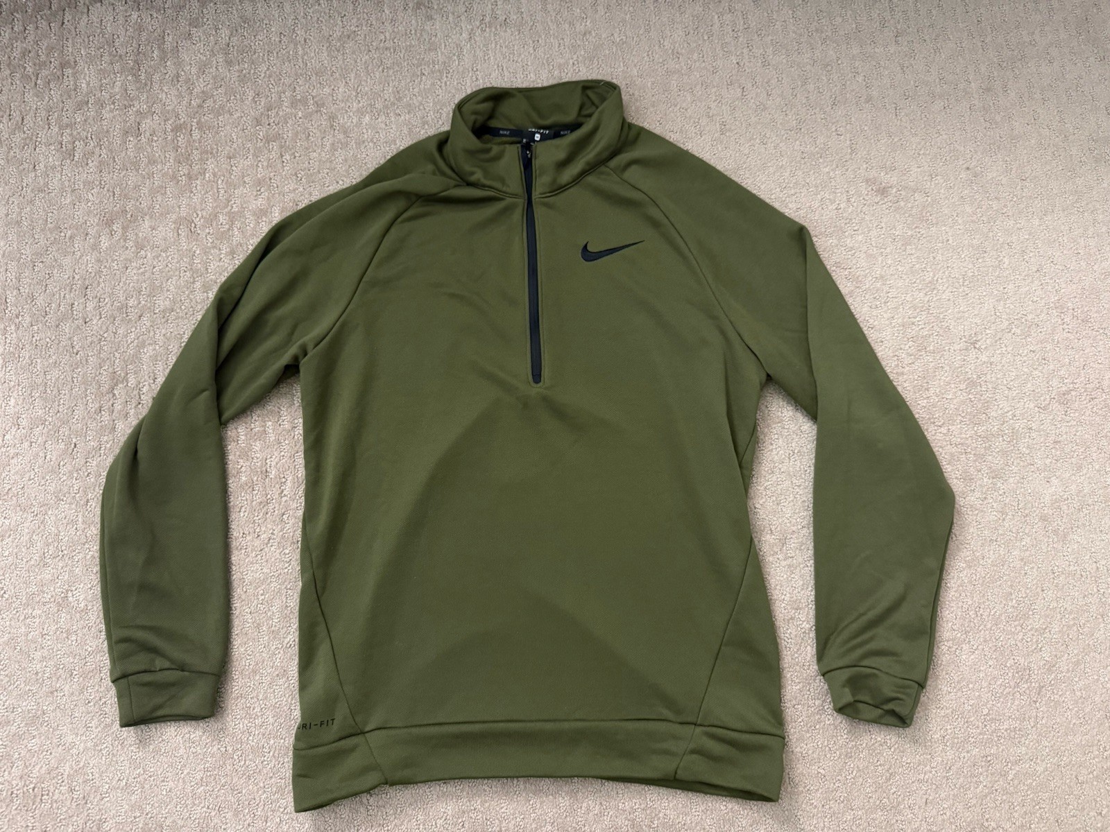 Nike dri-fit Quarter Zip gallery