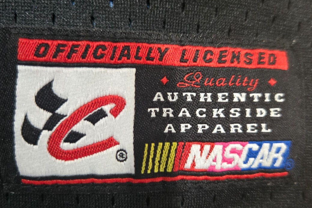 Matt Kenseth - #17 DeWalt Race Jersey - Officially Licensed gallery