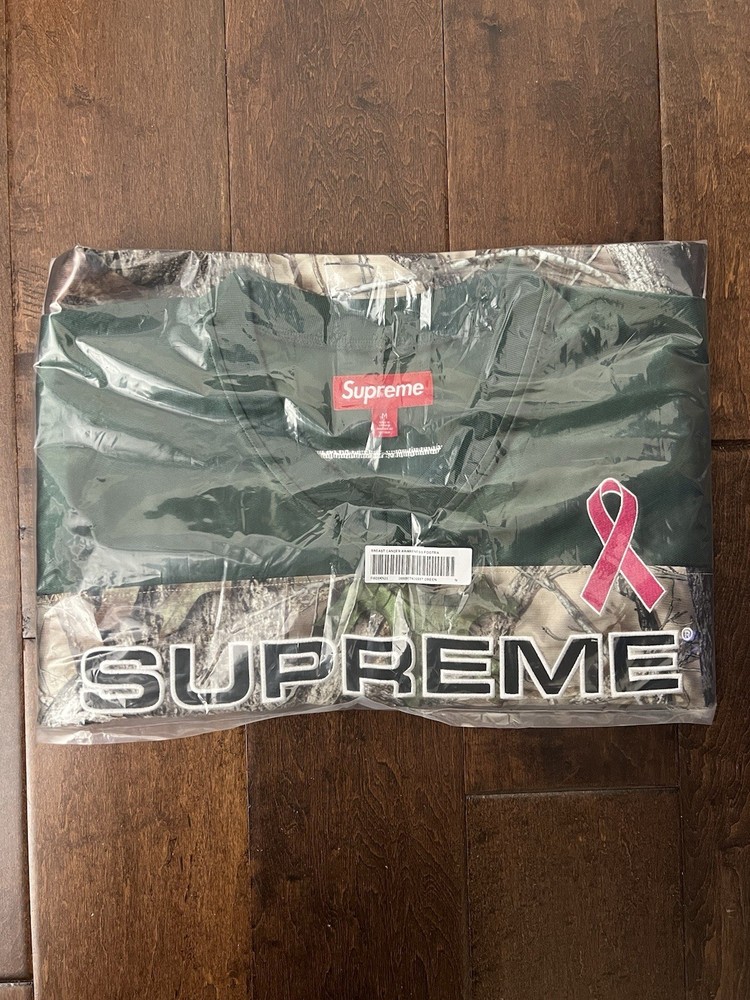 Supreme FW25 Breast Cancer Awareness Football Jeresy Green Size Medium IN HAND