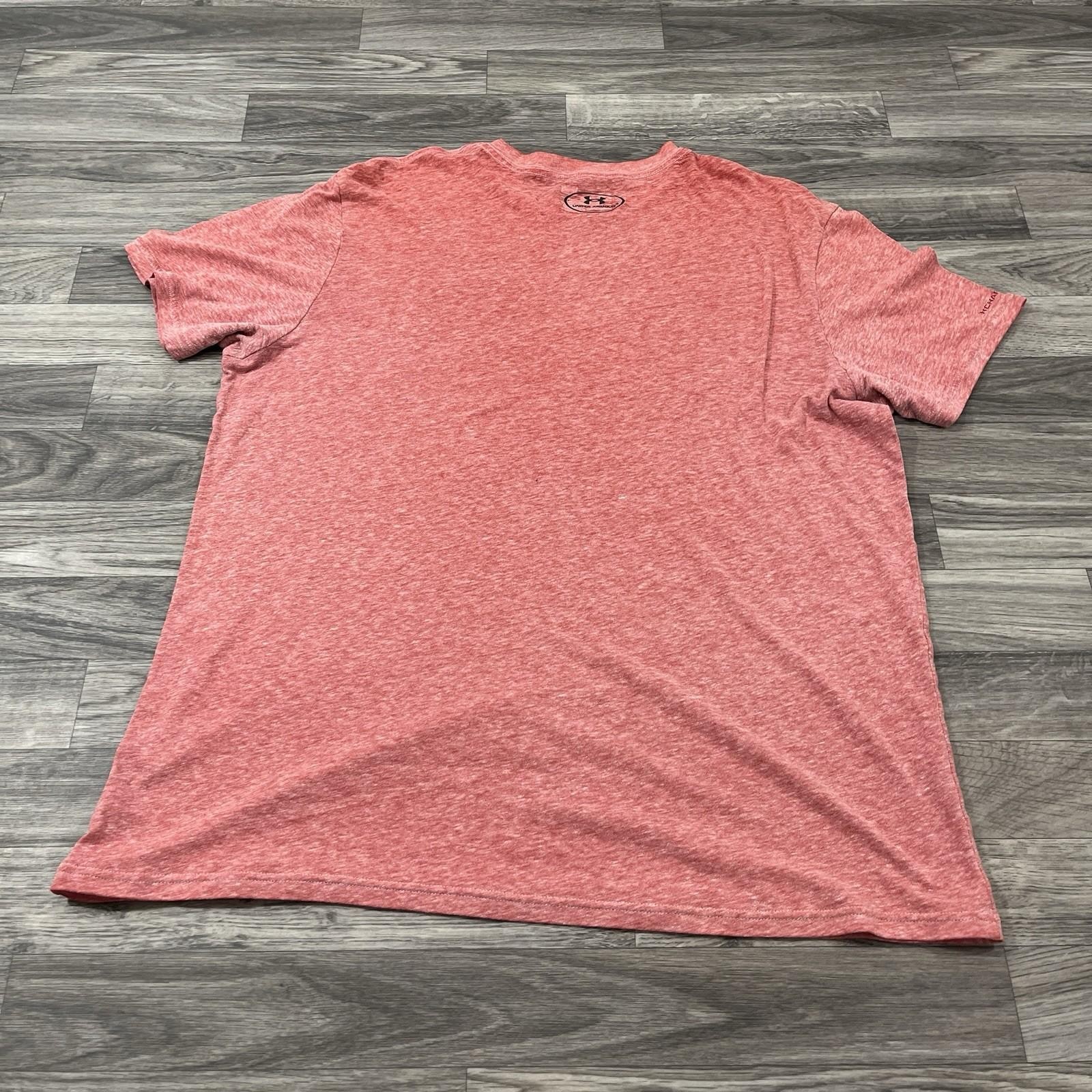 Under Armour T-Shirt Mens Large L Red Heathered HeatGear Loose Fit Graphic Tee gallery