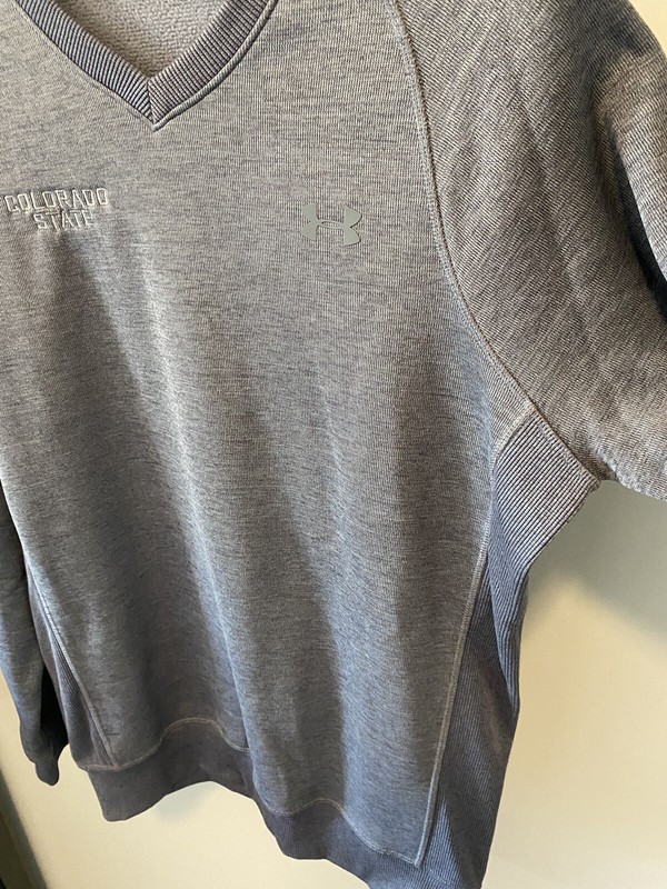 Under Armour Mens Medium Cold Gear Long Sleeve V-neck Fleece Lined- CSU Emb, gallery