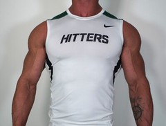 MEN’S “HITTERS” SLEEVELESS SHIRT SIZE L