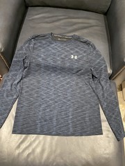 Under Armour HeatGear Fitted Long Sleeve Shirt – Men’s Large