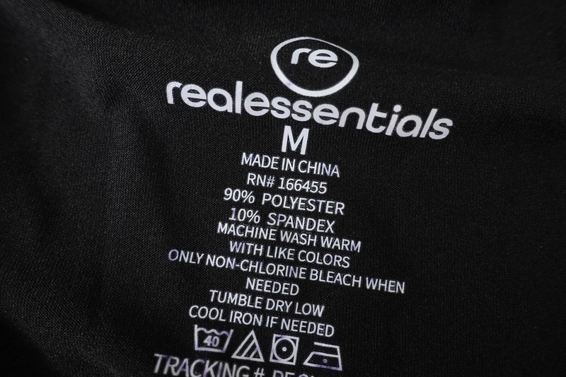 RealEssentials Men's Medium Black Lightweight Pullover Hooded Performance Tee gallery