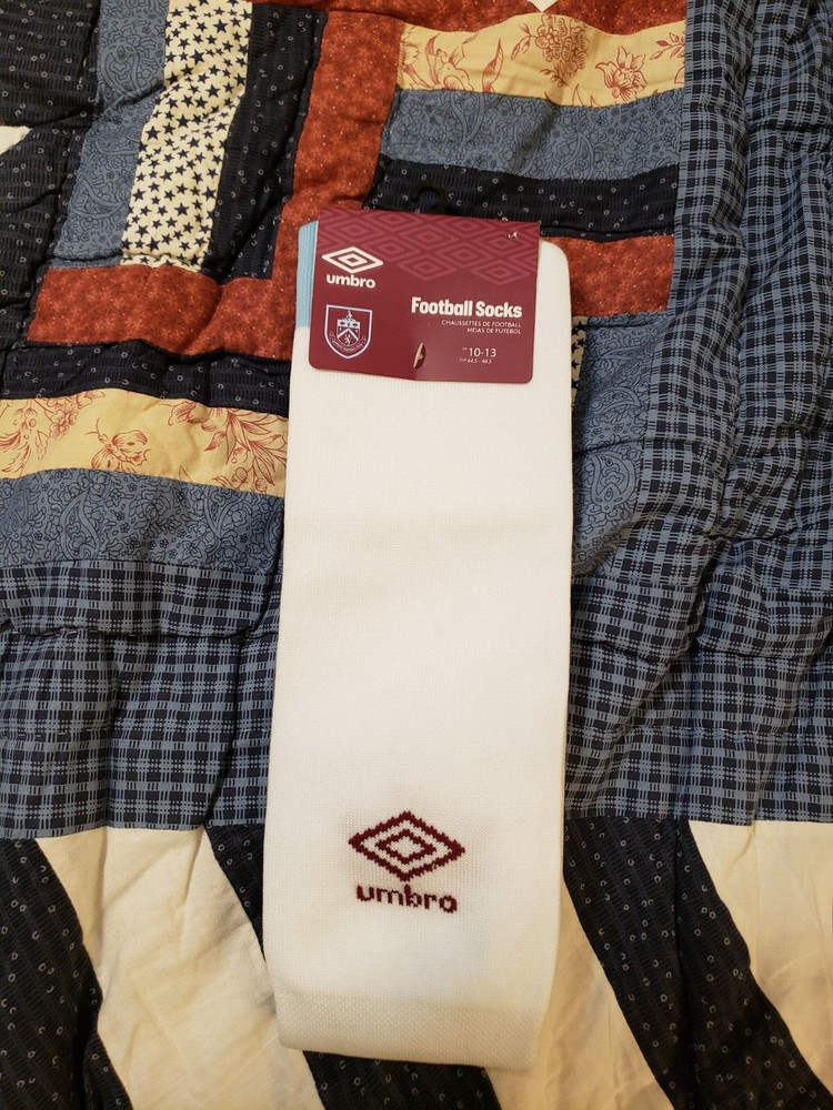 Umbro Burnley Football Club Men’s Large US (11-14) Football Home Socks NEW!