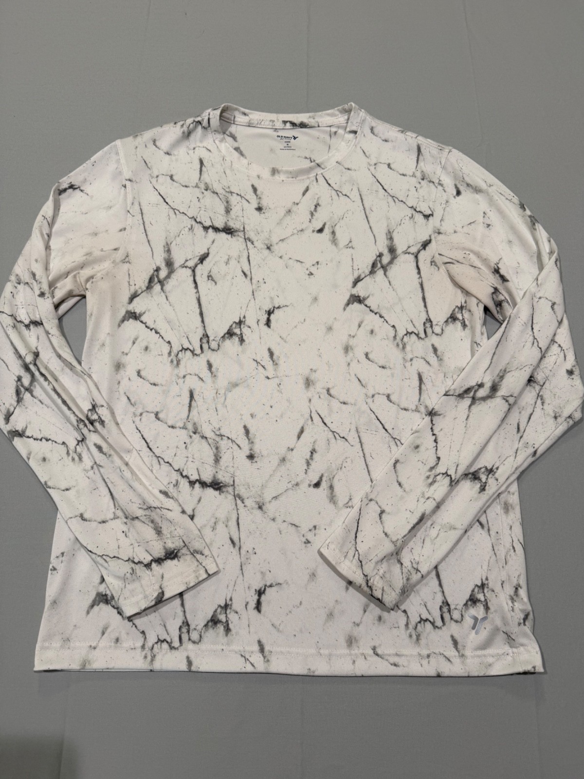 Old Navy Active Core Go Fresh White Marble Print Long Sleeve Shirt Mens M gallery