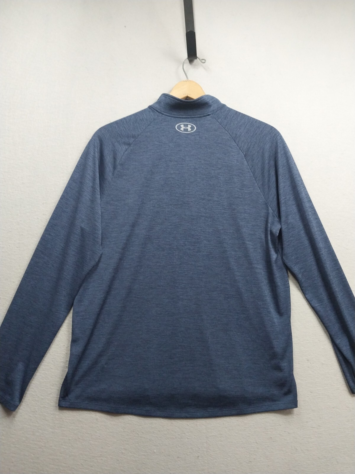 Under Armour 1/4 Zip Rosewood Real Estate Polo Men Large HeatGear Heathered Blue gallery