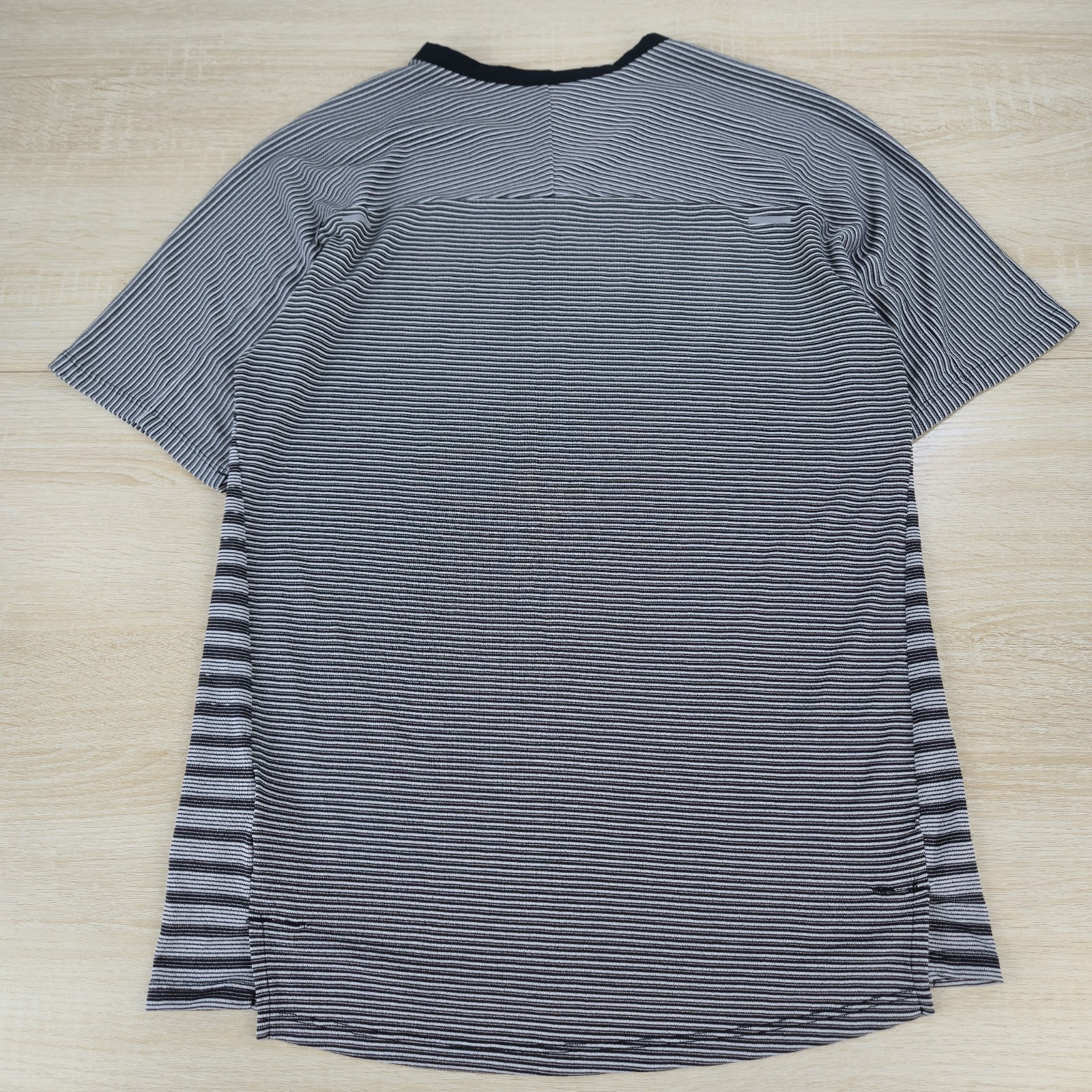 Men's Small S Nike Track Running Tech Knit Future Fast Striped Shirt CU6056-010 gallery