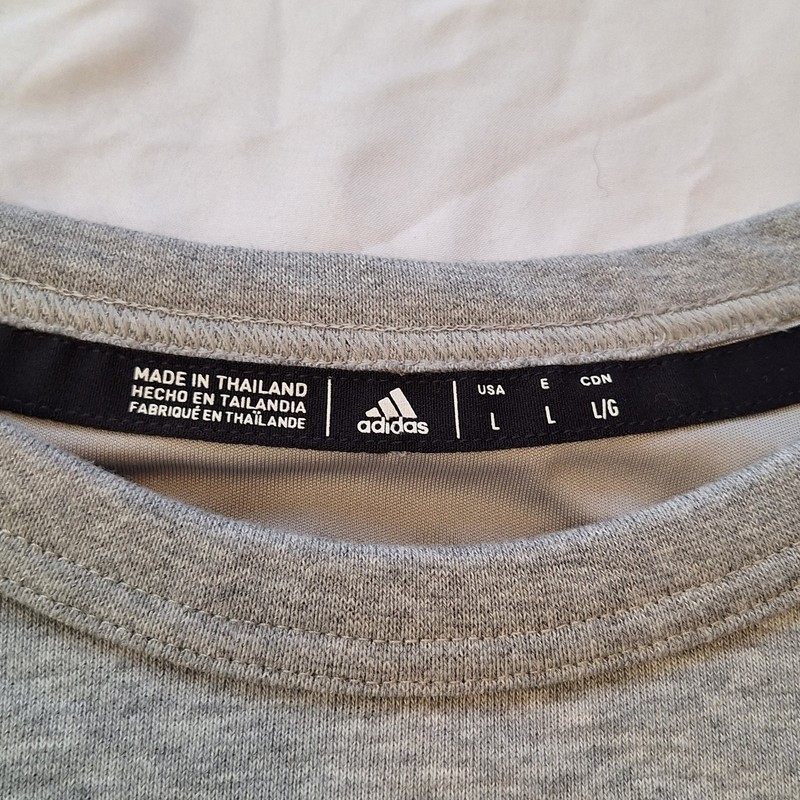 Rutgers Scarlet Knights Adidas Spellout Crewneck Sweatshirt Men's Large EUC gallery