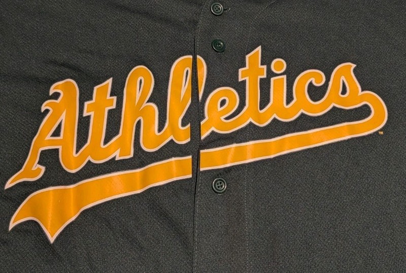 Majestic Coolbase Mens Oakland Athletics A's Baseball Jersey MLB L USA Made EUC gallery