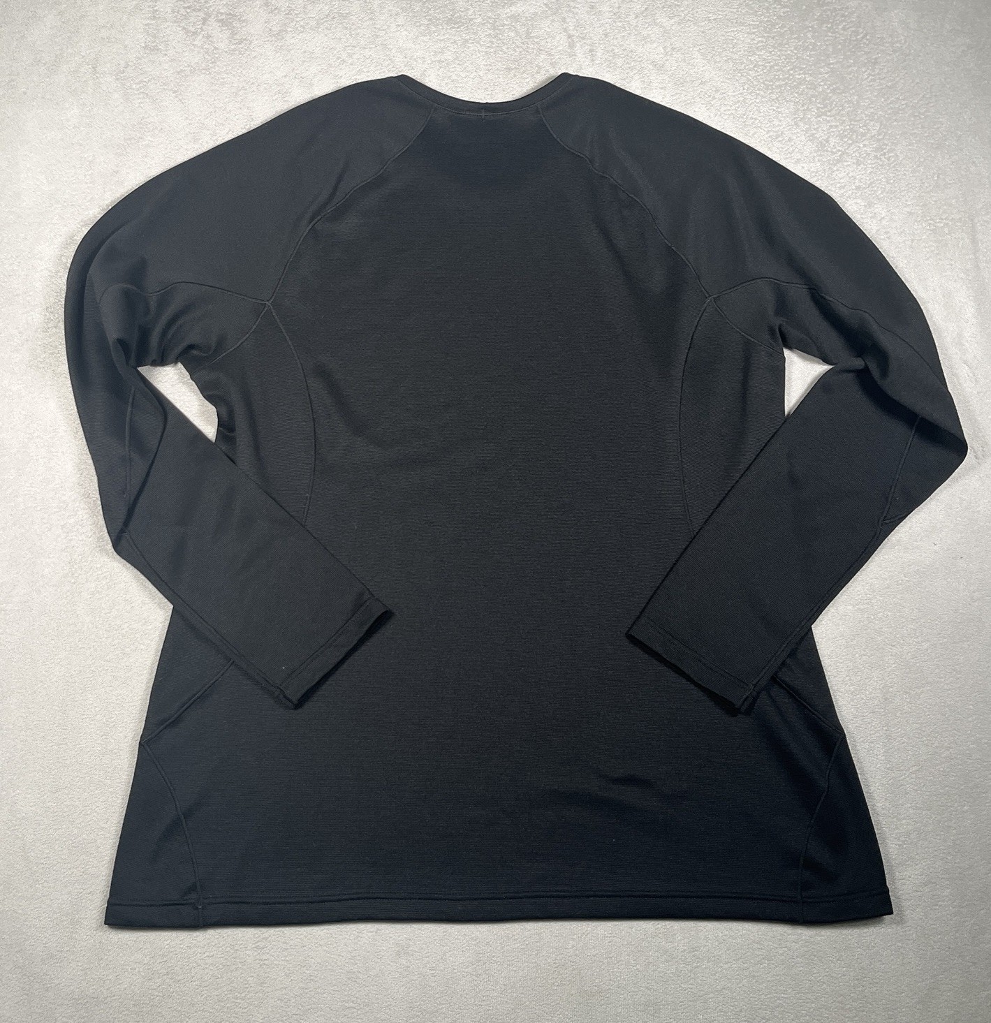 Patagonia Capilene 3 Midweight Crew Baselayer Men L Black L/S Polartec Shirt gallery