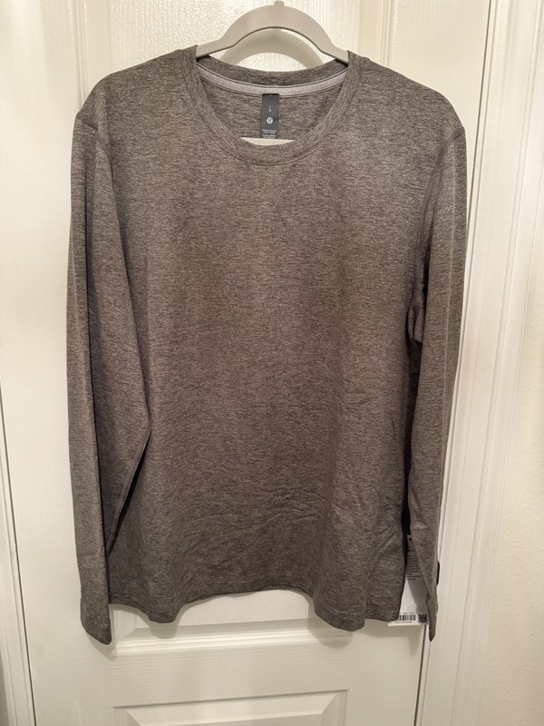 [Large] New Lululemon Men's Soft Jersey Long-Sleeve Shirt, Classic Fit HHRV/TNDH gallery