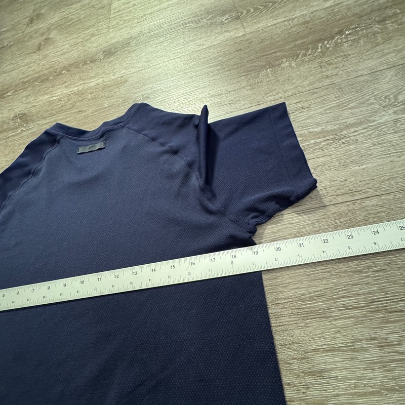 Fabletics Shirt Mens M Blue Nylon Blend Breathable Raglan Performance Gym Active gallery
