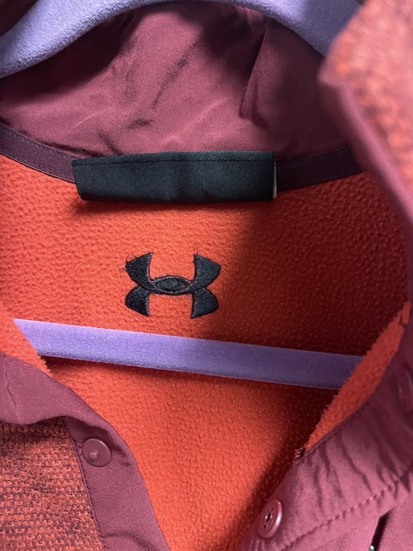 Under Armour Specialist Grid Henley Men Sz Medium 1/4 Snap Long Sleeve Pullover gallery