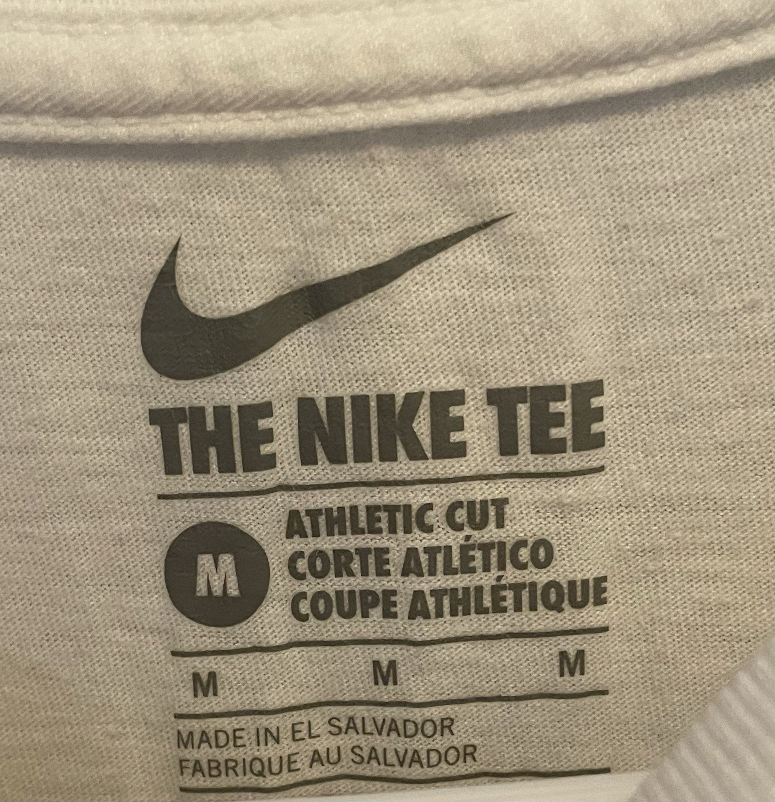 Nike The Nike Tee White Athletic Cut Crew Neck Swoosh T-Shirt Size Medium gallery