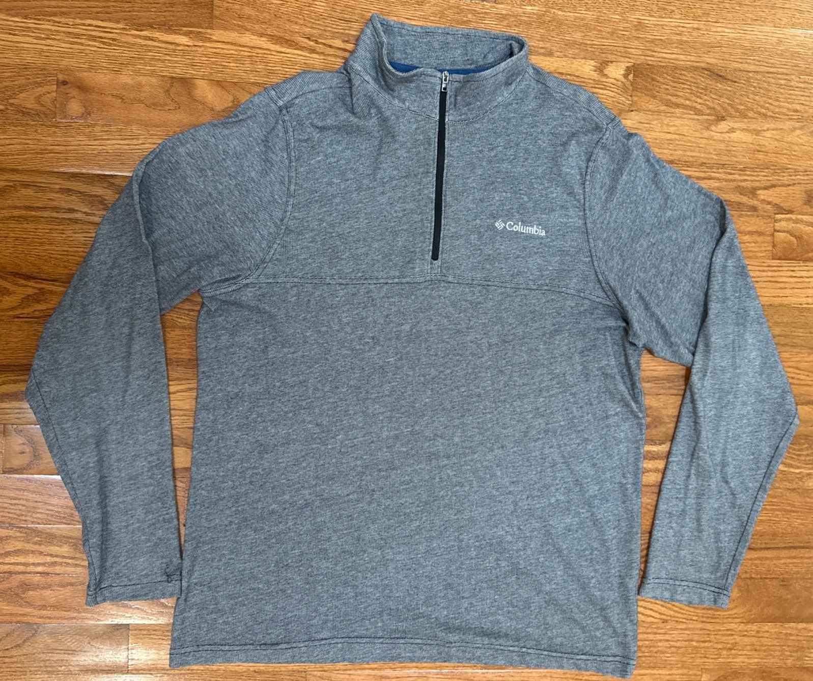 Columbia Soft Gray Athletic Casual 1/4 Zip Pullover Shirt Men's Medium gallery