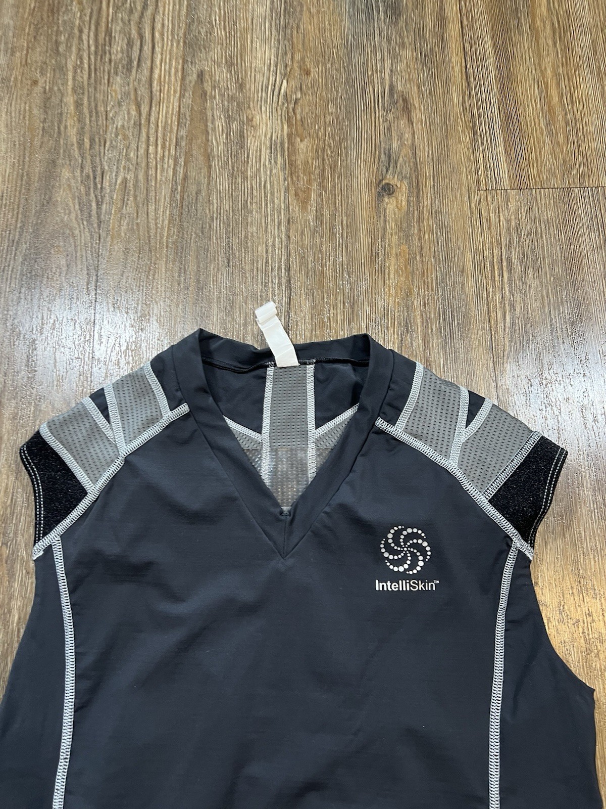 Intelliskin Posture Compression Shirt Size XL Black Gray Sleeveless Support gallery