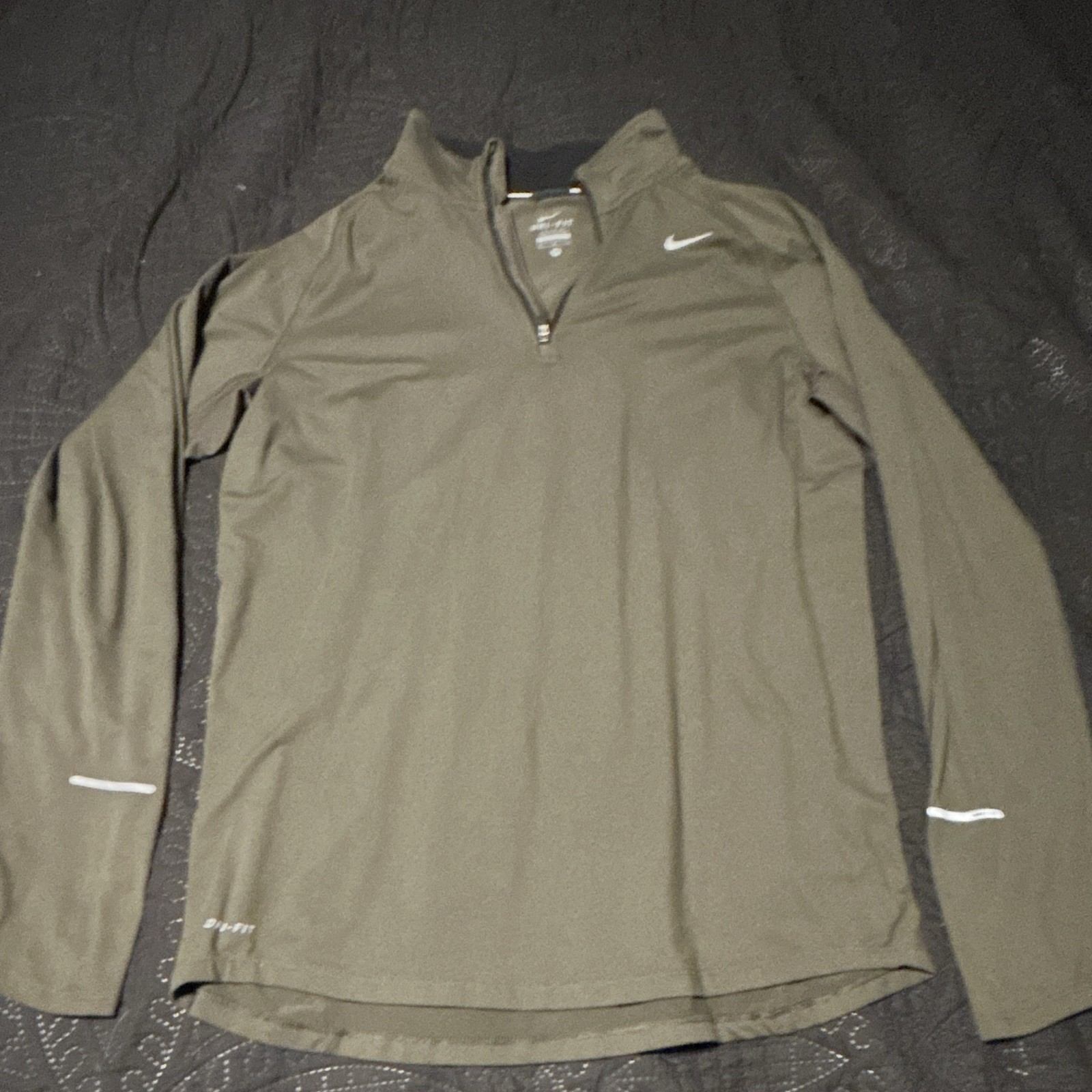 Nike Dri-FIT Men’s M Green 1/4 Zip Mock Neck Pullover Long Sleeve Poly gallery