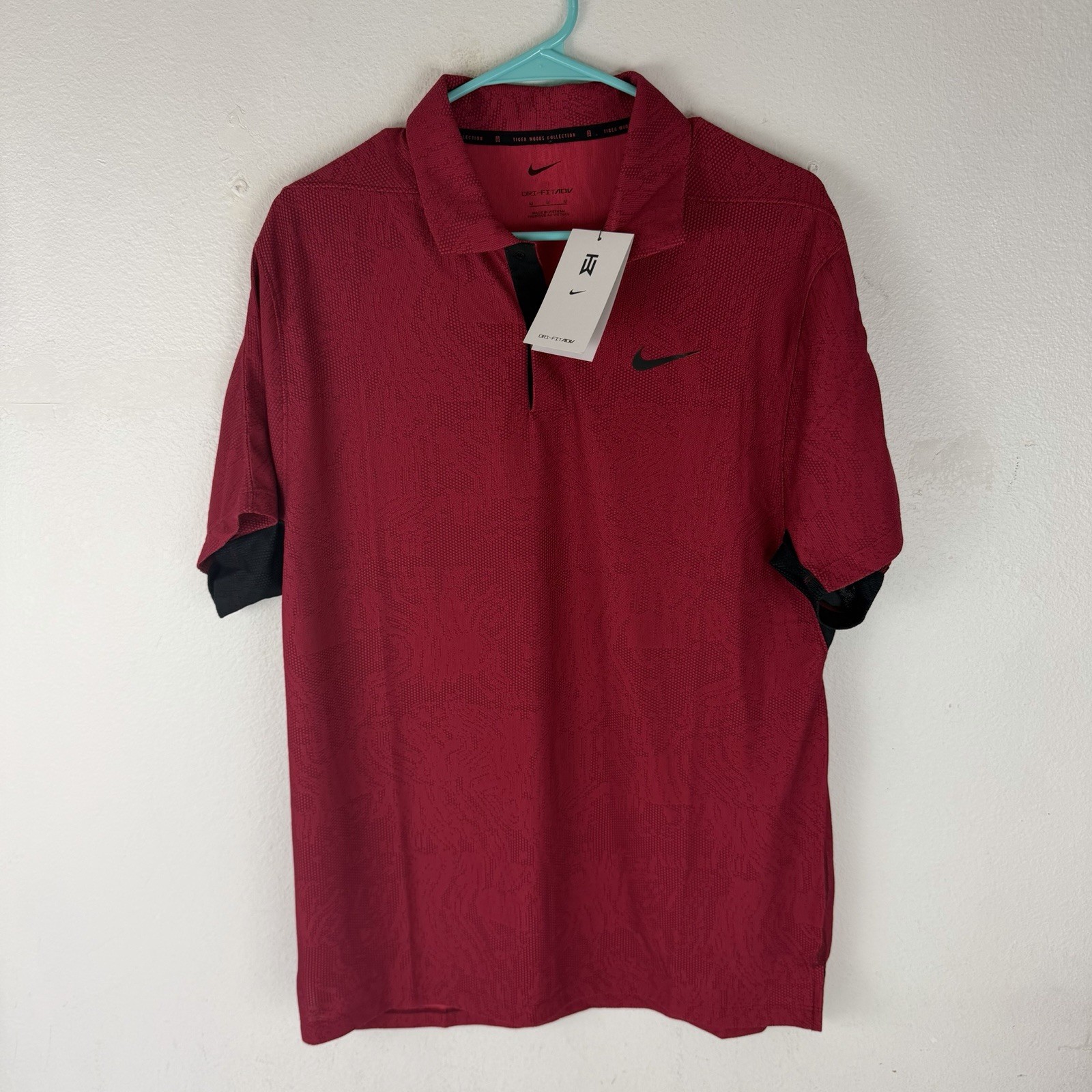 Nike Tiger Woods ADV First Win Anniversary Polo DH0711 Fire Berry Sz M gallery