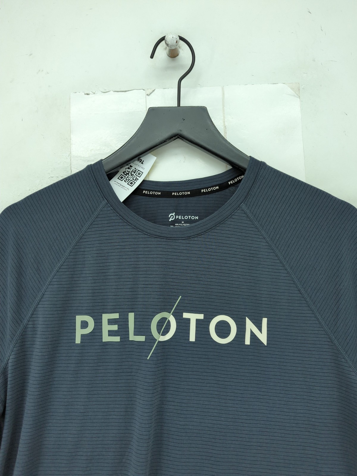 Peloton Men's T-Shirt M Grey Polyester with Lyocell Modal, Elastane Basic gallery
