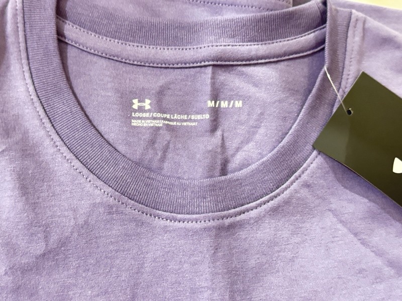 NWT Men’s Size M Under Armour Left Chest Cut Off Tank Top Shirt 1329286-520 $25 gallery