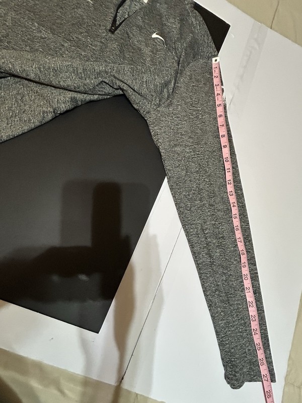 Nike Running Shirt Gray 1/4-Zip L/S Pullover Thumb Holes Athleisure Gym Men's XL gallery