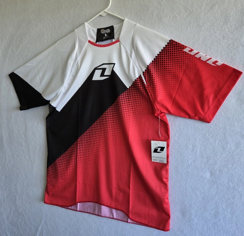 One Industries MTB MX BMX Vapor Short Sleeve Men’s Size Large Black White Red gallery