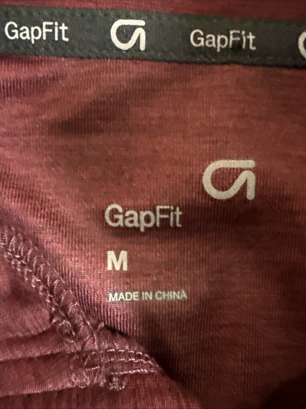 GapFit Long Sleeve Shirt Active Half Zip Dark Red “Windsor Wine” Med - New Tags gallery