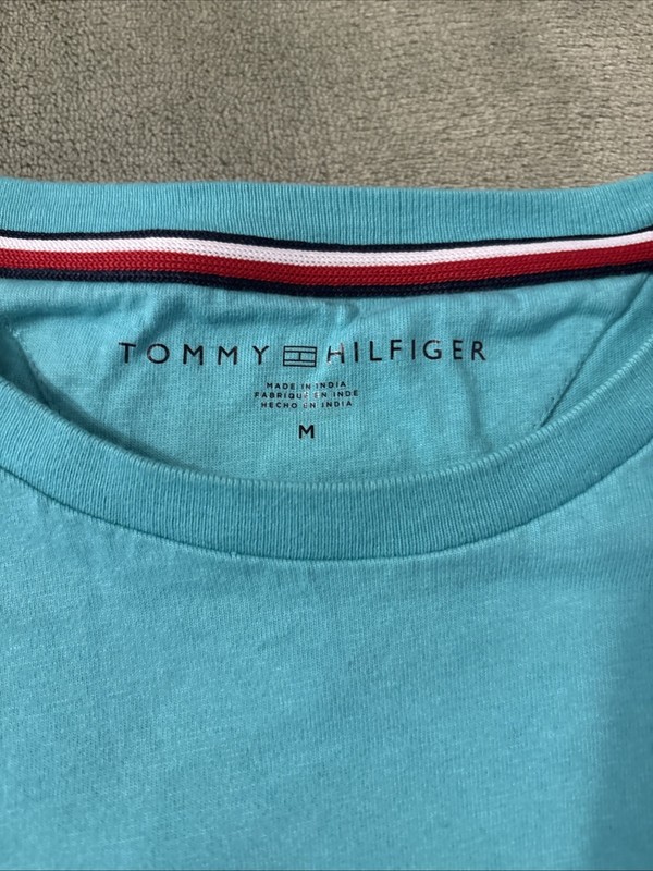 Men’s Bundle 4 Tshirts Size Medium Nike Tommy Hilfiger Champion Sonoma gallery