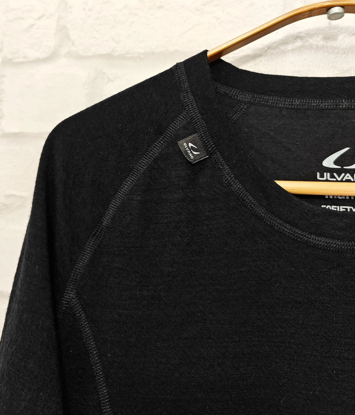 ULVANG 80% Merino wool Men's Black Thermal Base Layer Hiking Top Size S gallery
