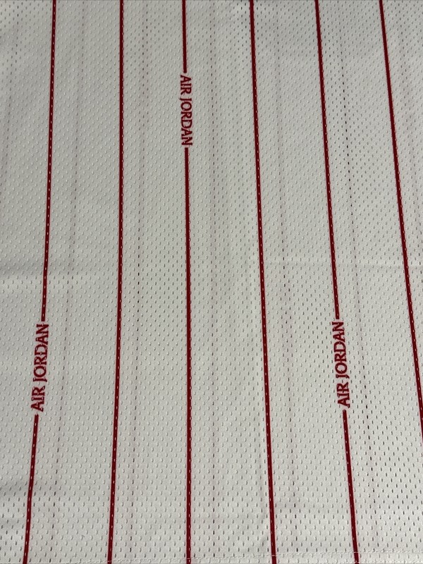 Michael Jordan Jersey Jumpman Mens 3XL White Red Pinstripe DM1380-100 NWT gallery
