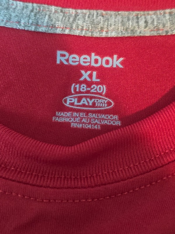 Reebok Sleeveless Red and Gray Tank Top Youth Size XL Playdry (18-20) Pre-owned gallery