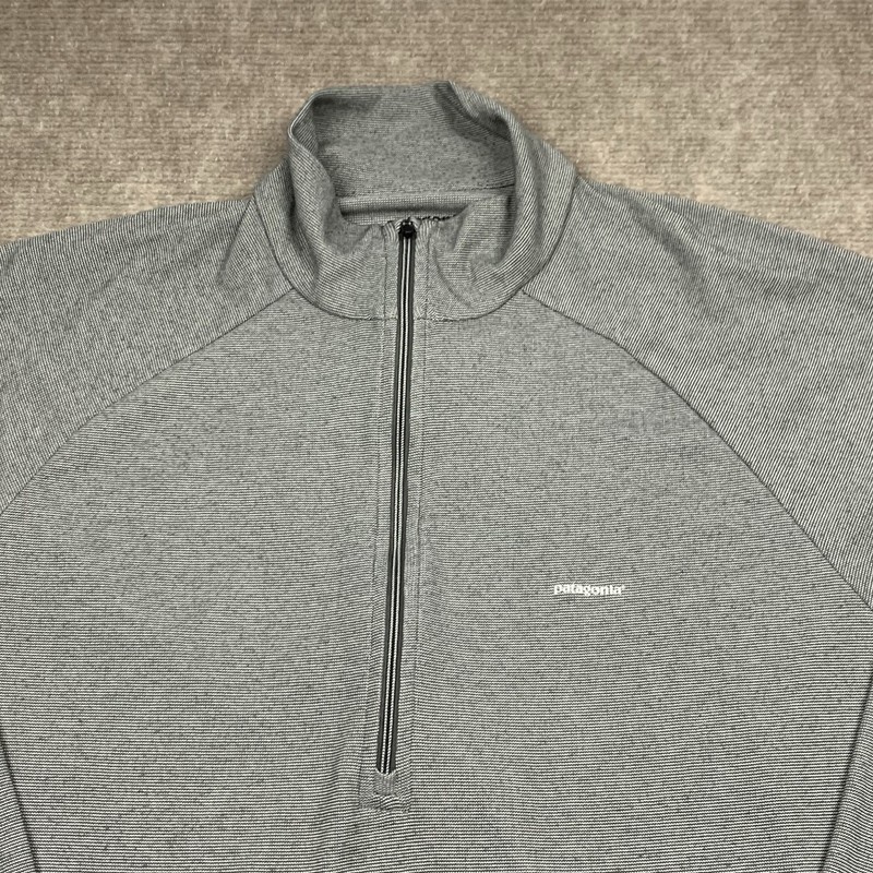 Patagonia Capilene 2 Lightweight 1/2 Zip Mens XL Gray Striped Long Sleeve gallery